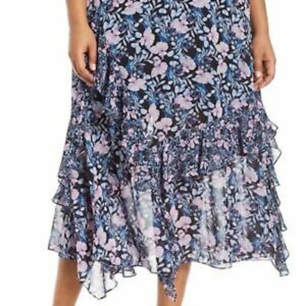 Vince Camuto ruffle skirt. Size 18W. Blue floral.